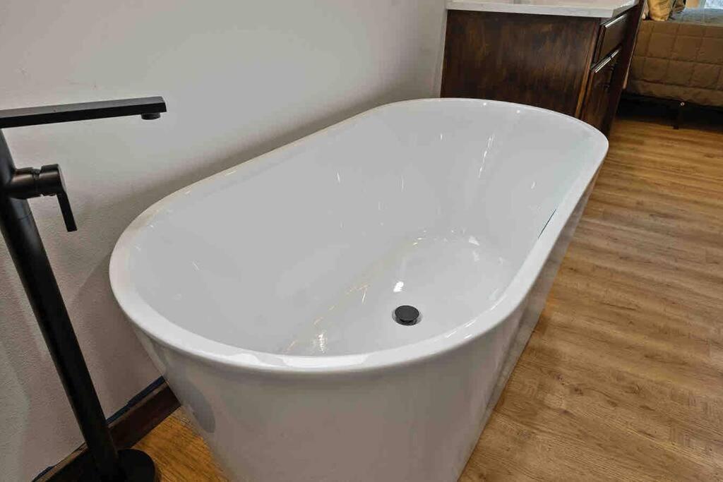 Luxe Mt. Rainier Lodge W/ Hot Tub-Ac-Game Room Ashford Bagian luar foto